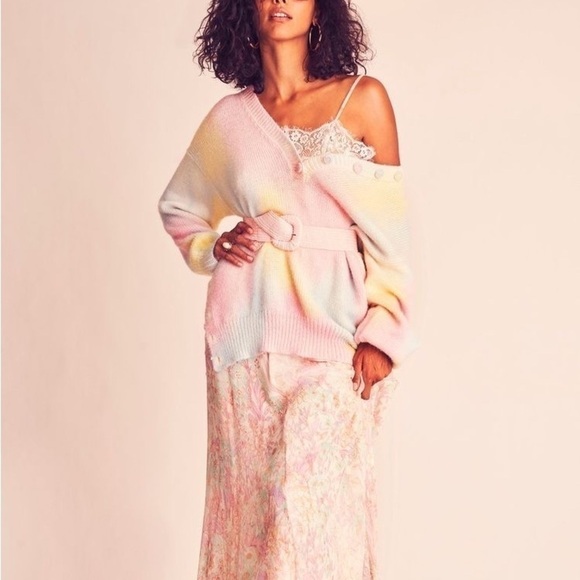 LoveShackFancy Naveen V Neck Pullover in Fairy Tale medium - Picture 3 of 14